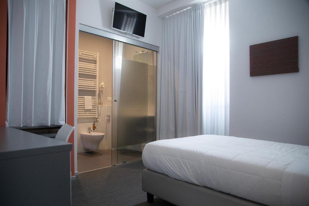 Executive Inn Boutique Hotel ブリンディジ エクステリア 写真