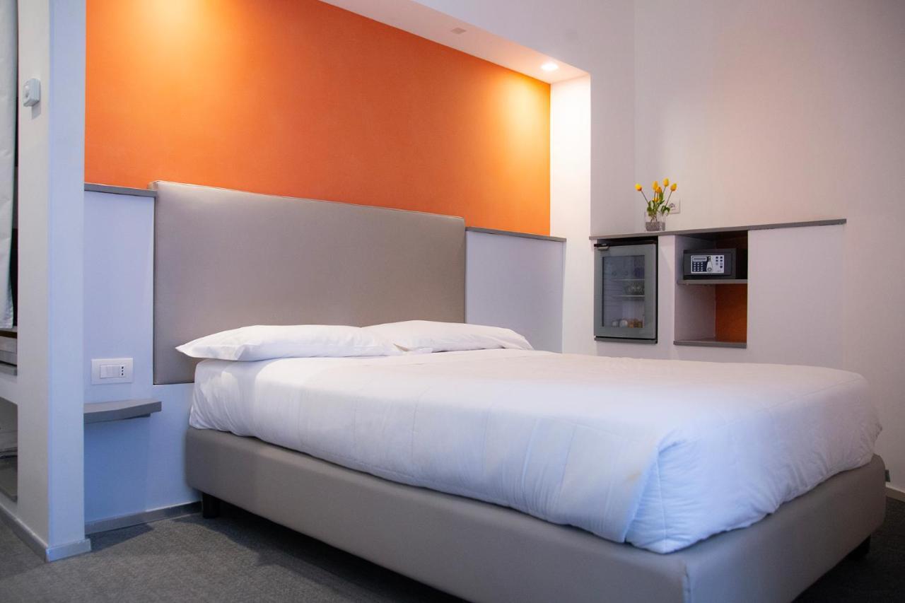 Executive Inn Boutique Hotel ブリンディジ エクステリア 写真