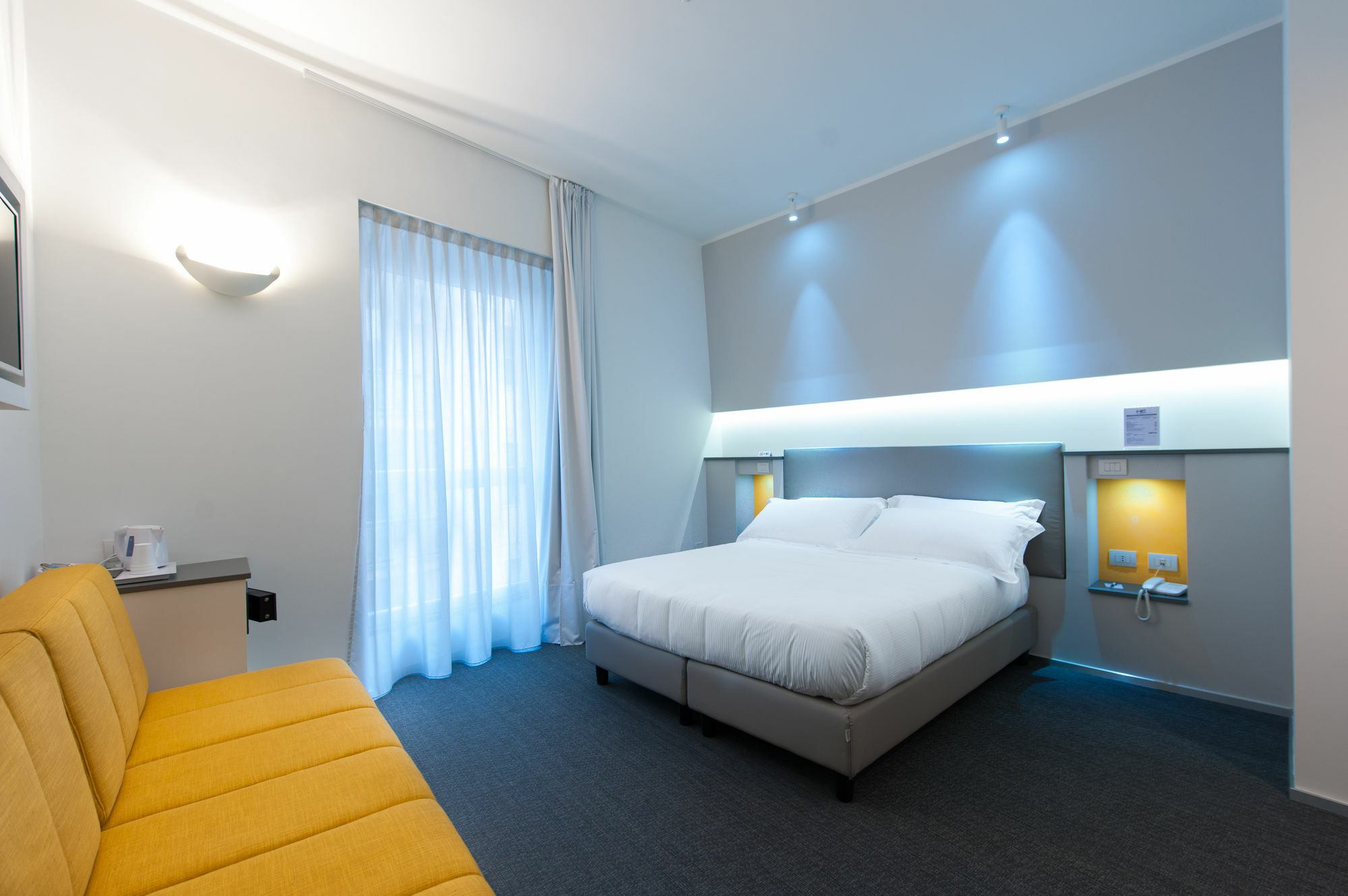 Executive Inn Boutique Hotel ブリンディジ エクステリア 写真